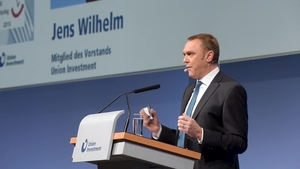 Jens Wilhelm: Unter Spannung – Kapitalmärkte zwischen Politik und Notenbanken